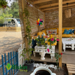 Doğal 135CM Yükseklik Bambu Kamış Hasır Çit Dekoratif Bahçe Balkon ve Duvar Çiti Reed Fence