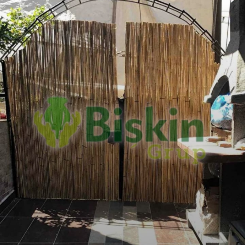 Doğal 175CM Yükseklik Bambu Kamış Hasır Çit Dekoratif Bahçe Balkon ve Duvar Çiti Reed Fence